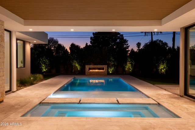 4704 N 40TH Place, Phoenix, AZ 85018