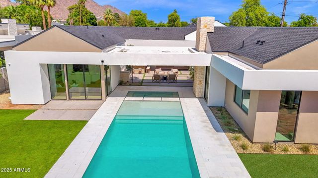 4704 N 40TH Place, Phoenix, AZ 85018