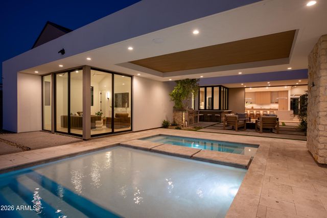 4704 N 40TH Place, Phoenix, AZ 85018