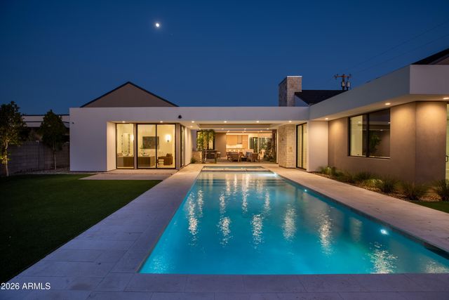 4704 N 40TH Place, Phoenix, AZ 85018