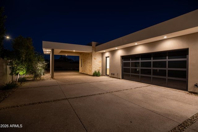 4704 N 40TH Place, Phoenix, AZ 85018