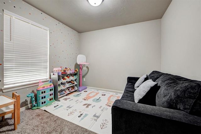 11017 NW 20th Street, Yukon, OK 73099