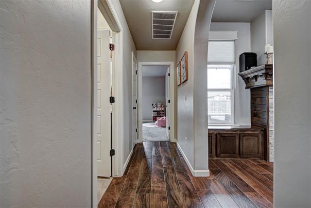 11017 NW 20th Street, Yukon, OK 73099