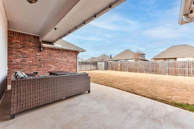 11017 NW 20th Street, Yukon, OK 73099