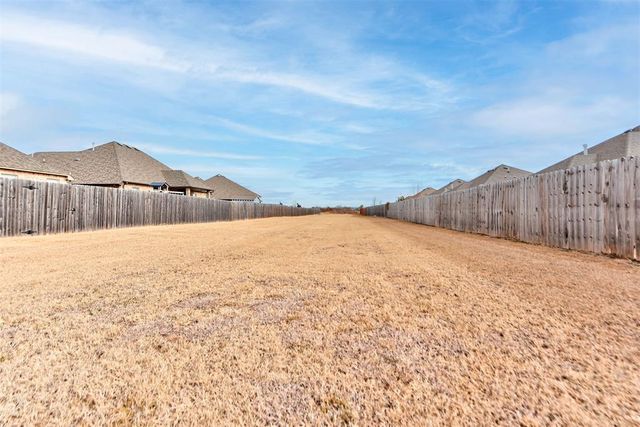 11017 NW 20th Street, Yukon, OK 73099