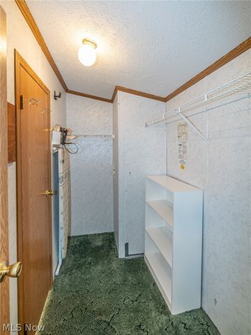 9 Overland Drive, Olmsted Twp, OH 44138