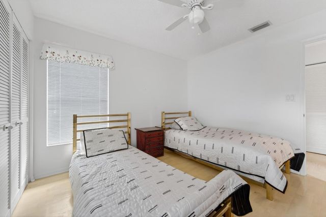 6371 Kings Gate Circle, Delray Beach, FL 33484