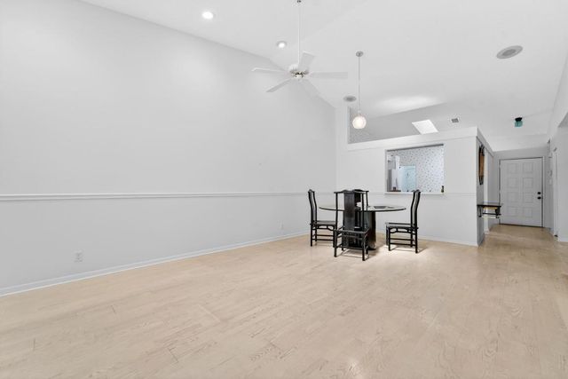 6371 Kings Gate Circle, Delray Beach, FL 33484