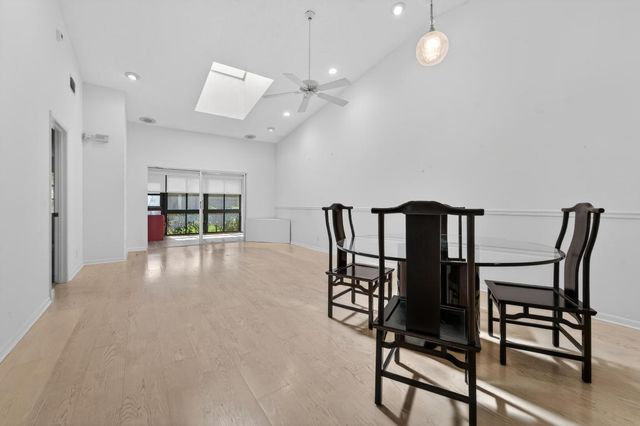 6371 Kings Gate Circle, Delray Beach, FL 33484