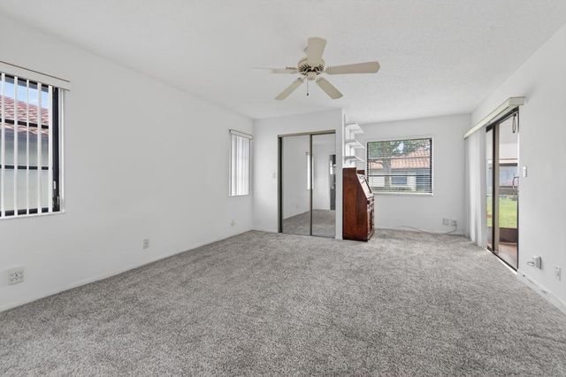 6371 Kings Gate Circle, Delray Beach, FL 33484