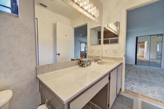 6371 Kings Gate Circle, Delray Beach, FL 33484