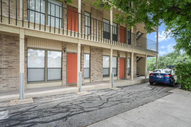 3000 Guadalupe ST 102, Austin, TX 78705