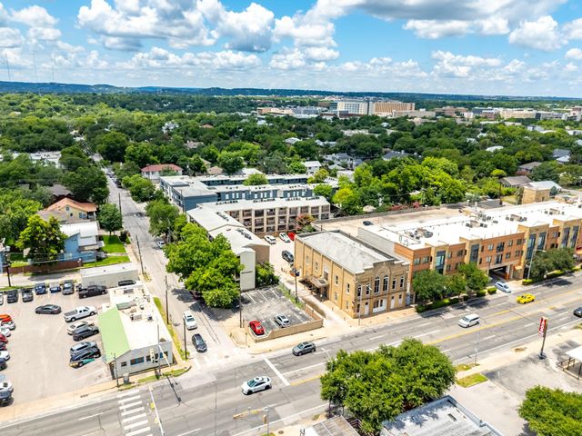 3000 Guadalupe ST 102, Austin, TX 78705