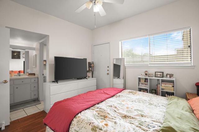 3000 Guadalupe ST 102, Austin, TX 78705