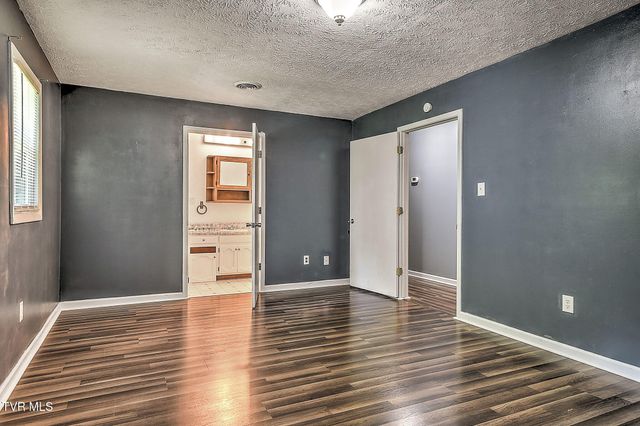 488 Rainbow Circle, Kingsport, TN 37660