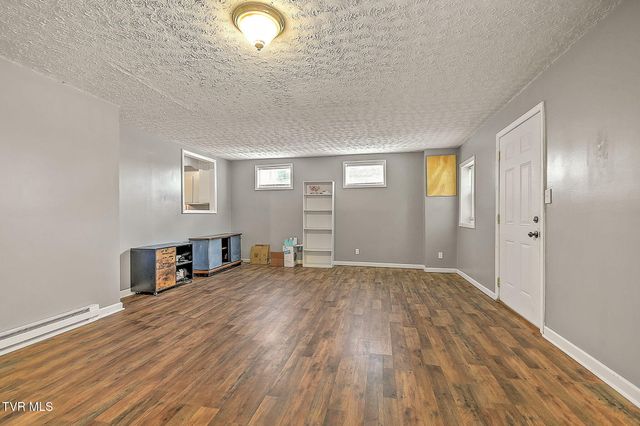 488 Rainbow Circle, Kingsport, TN 37660