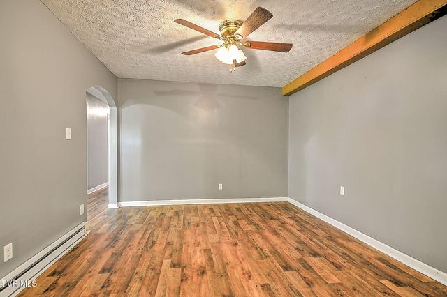 488 Rainbow Circle, Kingsport, TN 37660