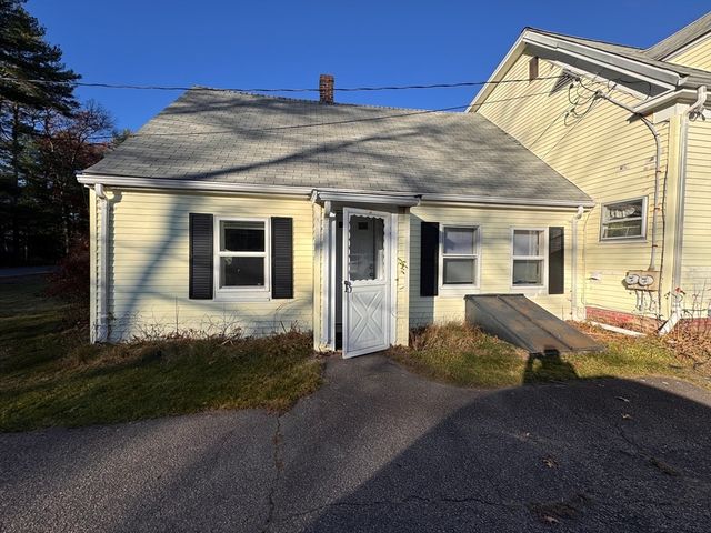 258 Walnut Street 1, Bridgewater, MA 02324