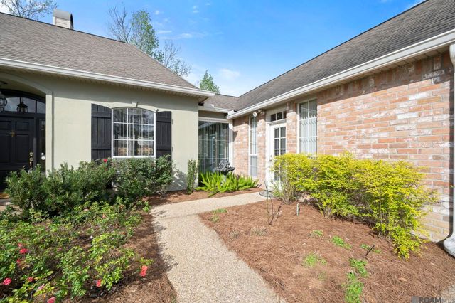 16131 Indigo Ridge Ave, Baton Rouge, LA 70817