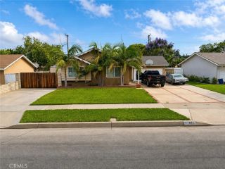811 E Saint James Avenue, Orange, CA 92865