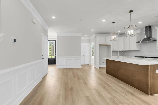 1200 Hempstead Court, Hanahan, SC 29410