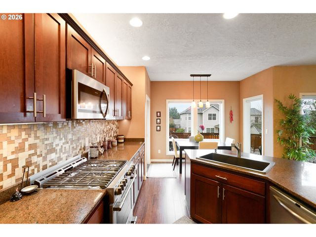 1654 PELICAN Ct, Salem, OR 97304