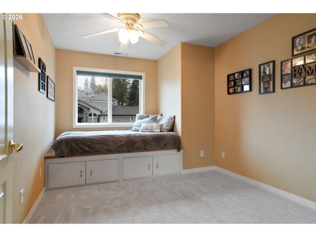 1654 PELICAN Ct, Salem, OR 97304