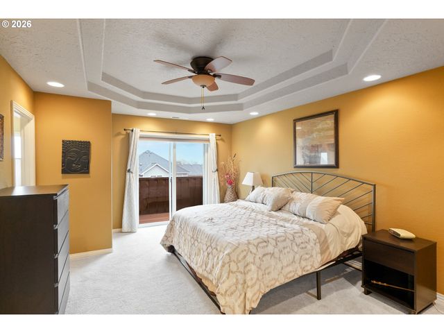 1654 PELICAN Ct, Salem, OR 97304