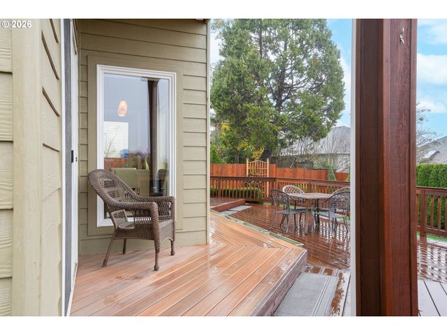 1654 PELICAN Ct, Salem, OR 97304