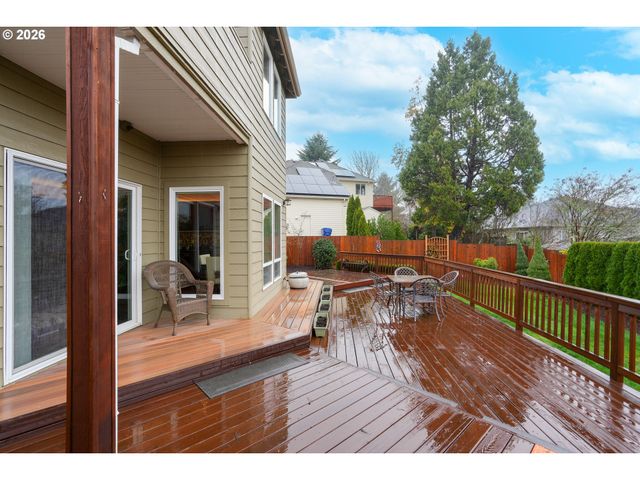 1654 PELICAN Ct, Salem, OR 97304