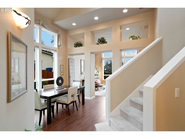 1654 PELICAN Ct, Salem, OR 97304