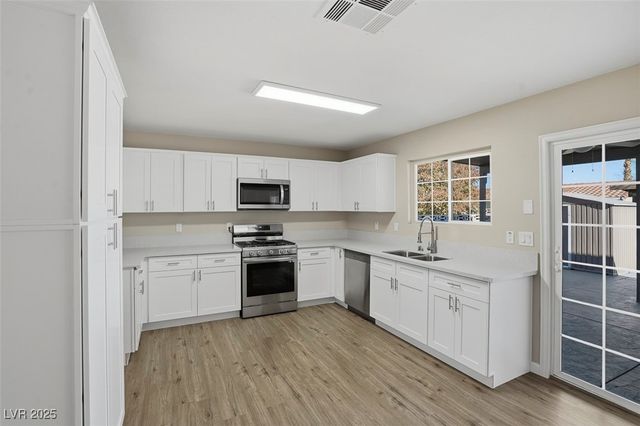 340 Tangerine Court, Henderson, NV 89015