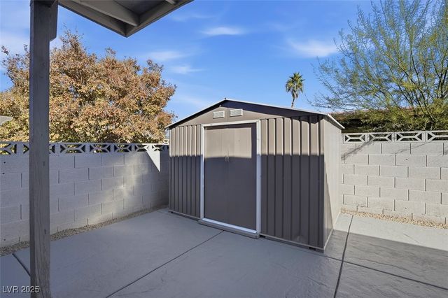 340 Tangerine Court, Henderson, NV 89015