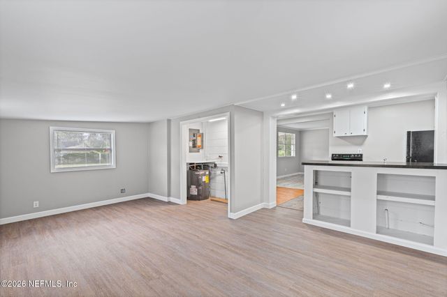 215 HILLTOP Drive, Orange Park, FL 32073