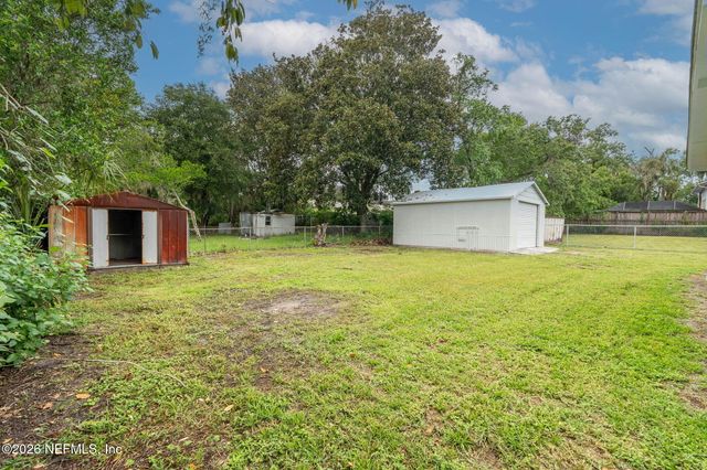 215 HILLTOP Drive, Orange Park, FL 32073