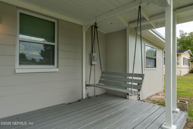 215 HILLTOP Drive, Orange Park, FL 32073