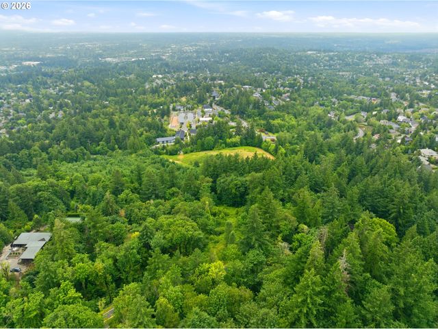 875 Nw SKYLINE Blvd, Portland, OR 97229