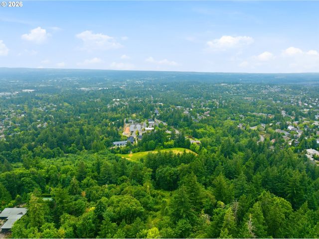 875 Nw SKYLINE Blvd, Portland, OR 97229