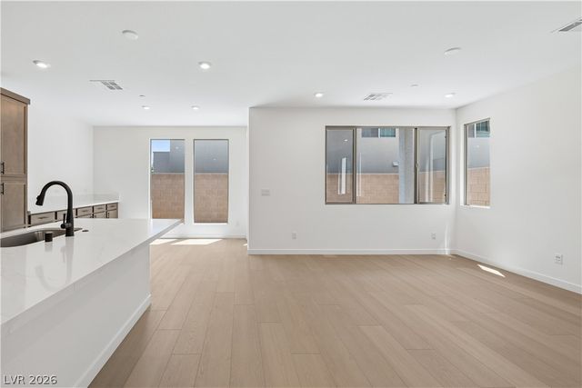 4285 Park Edge Court, Las Vegas, NV 89141