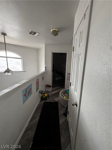 554 Roxella Lane B, Las Vegas, NV 89110