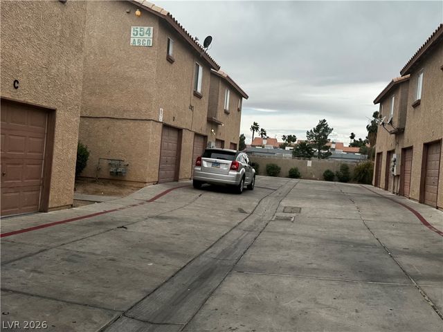 554 Roxella Lane B, Las Vegas, NV 89110