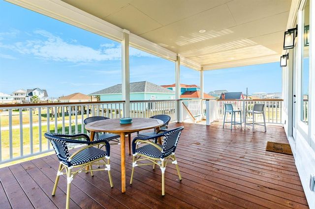 13028 Jean Lafitte Drive, Freeport, TX 77541