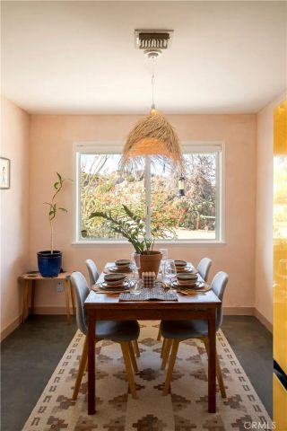 5887 Deerhurst, Yucca Valley, CA 92284
