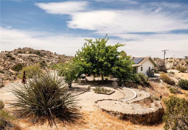 5887 Deerhurst, Yucca Valley, CA 92284