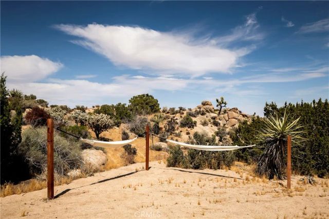 5887 Deerhurst, Yucca Valley, CA 92284