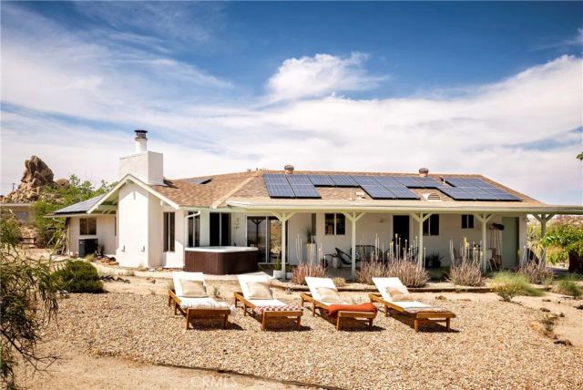 5887 Deerhurst, Yucca Valley, CA 92284