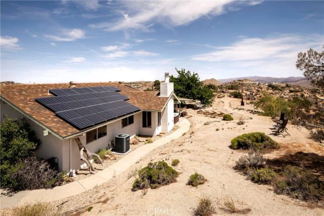 5887 Deerhurst, Yucca Valley, CA 92284