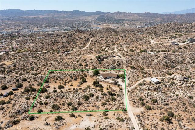 5887 Deerhurst, Yucca Valley, CA 92284