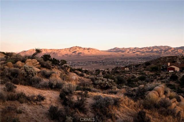 5887 Deerhurst, Yucca Valley, CA 92284