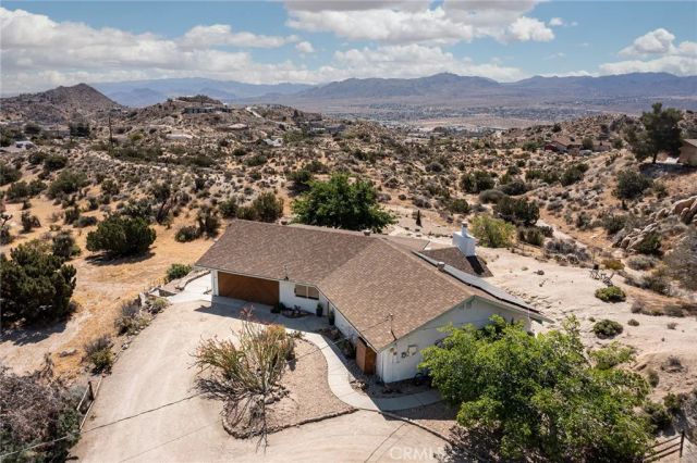 5887 Deerhurst, Yucca Valley, CA 92284